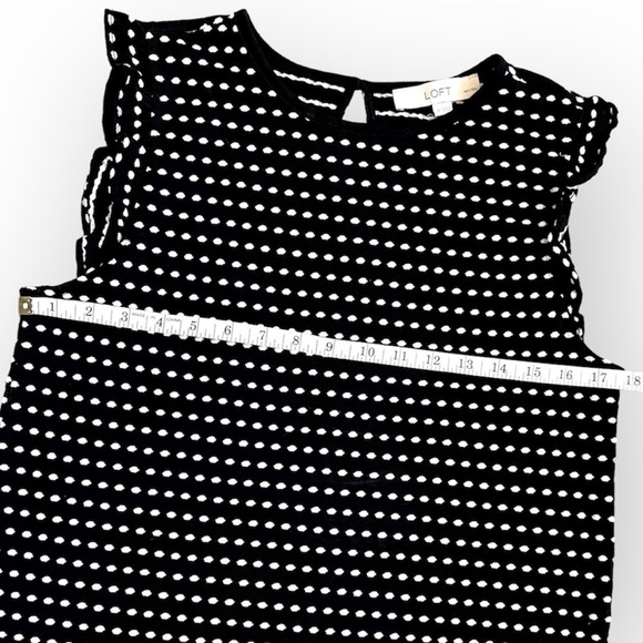 LOFT Black and White Polka Dot Top with Flutter Cap Sleeves Size SP - Picture 6 of 8